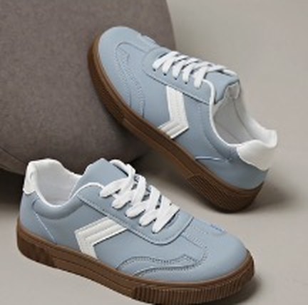 Light blue retro sneakers